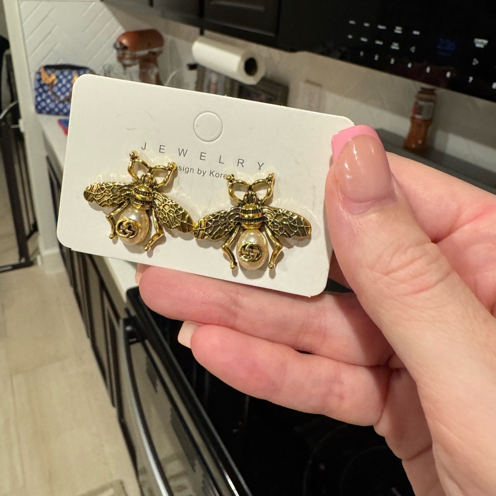Gold Bee Stud Earrings - Jewelry